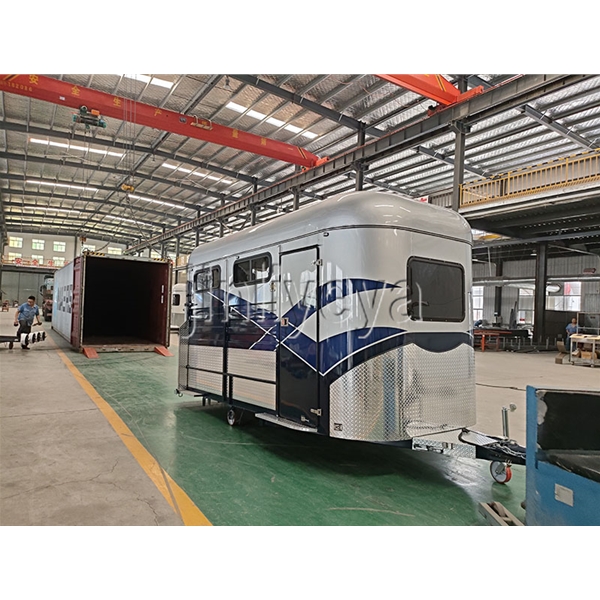 衡水牧民游牧车